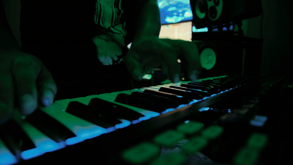 midi sharing.gif
